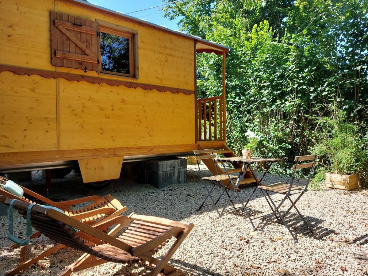 La Roulotte Du Herdal Profondeville Exterior foto